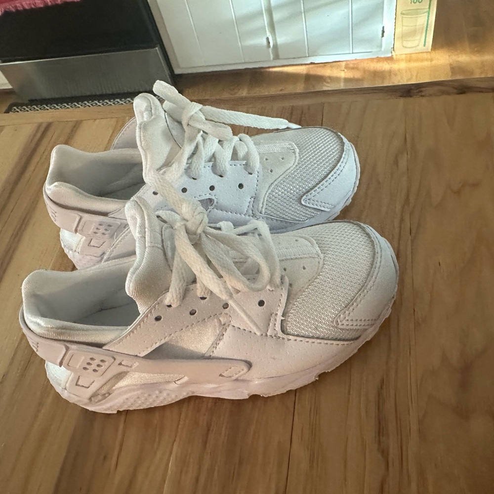 Toddler Nike huaraches